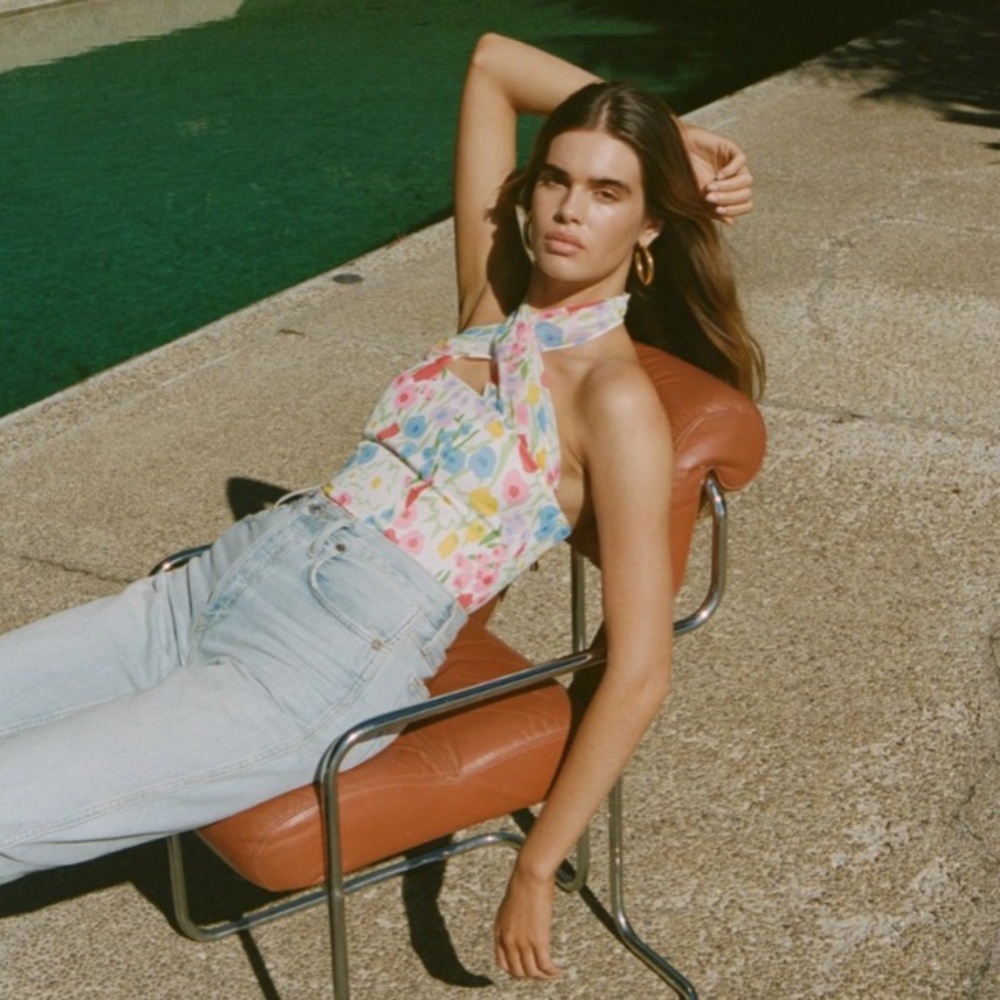 DUPE WITH JEAN tulip top in garden party